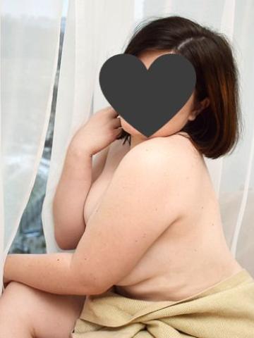 Софья Сочная Брюнетка фото 3